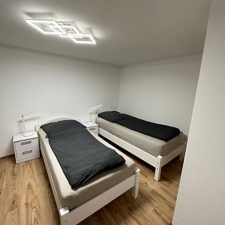 Guest Appartements Mit 2 Getrennten Schlafzimmern Fuer 4 Personen 24H Check In Άαλεν Εξωτερικό φωτογραφία