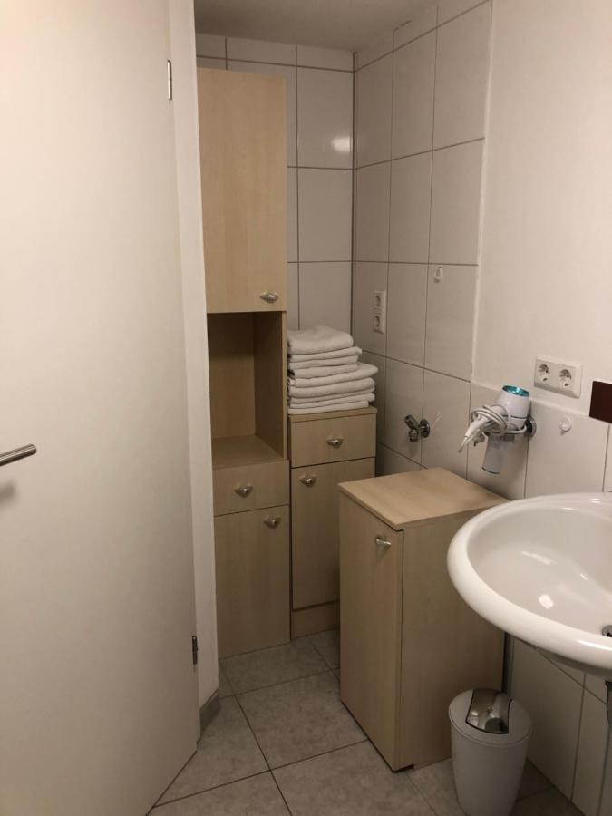 Guest Appartements Mit 2 Getrennten Schlafzimmern Fuer 4 Personen 24H Check In Άαλεν Εξωτερικό φωτογραφία
