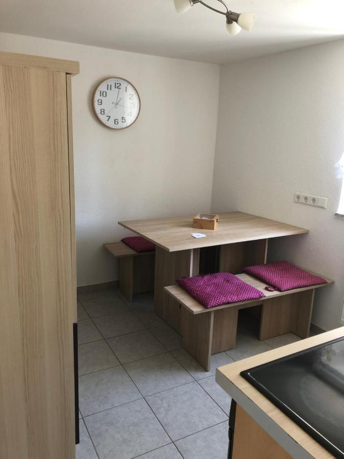 Guest Appartements Mit 2 Getrennten Schlafzimmern Fuer 4 Personen 24H Check In Άαλεν Εξωτερικό φωτογραφία